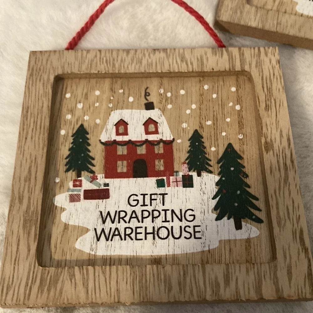 Target BP 2019 Mini Hanging Christmas Signs